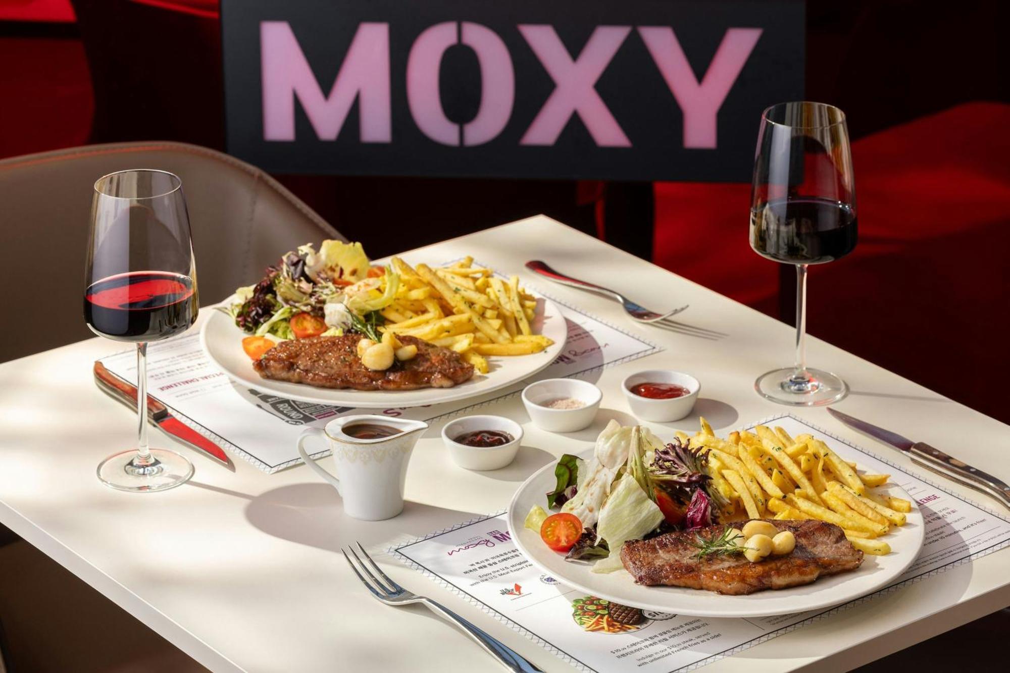 מלון Moxy Seoul Myeongdong מראה חיצוני תמונה